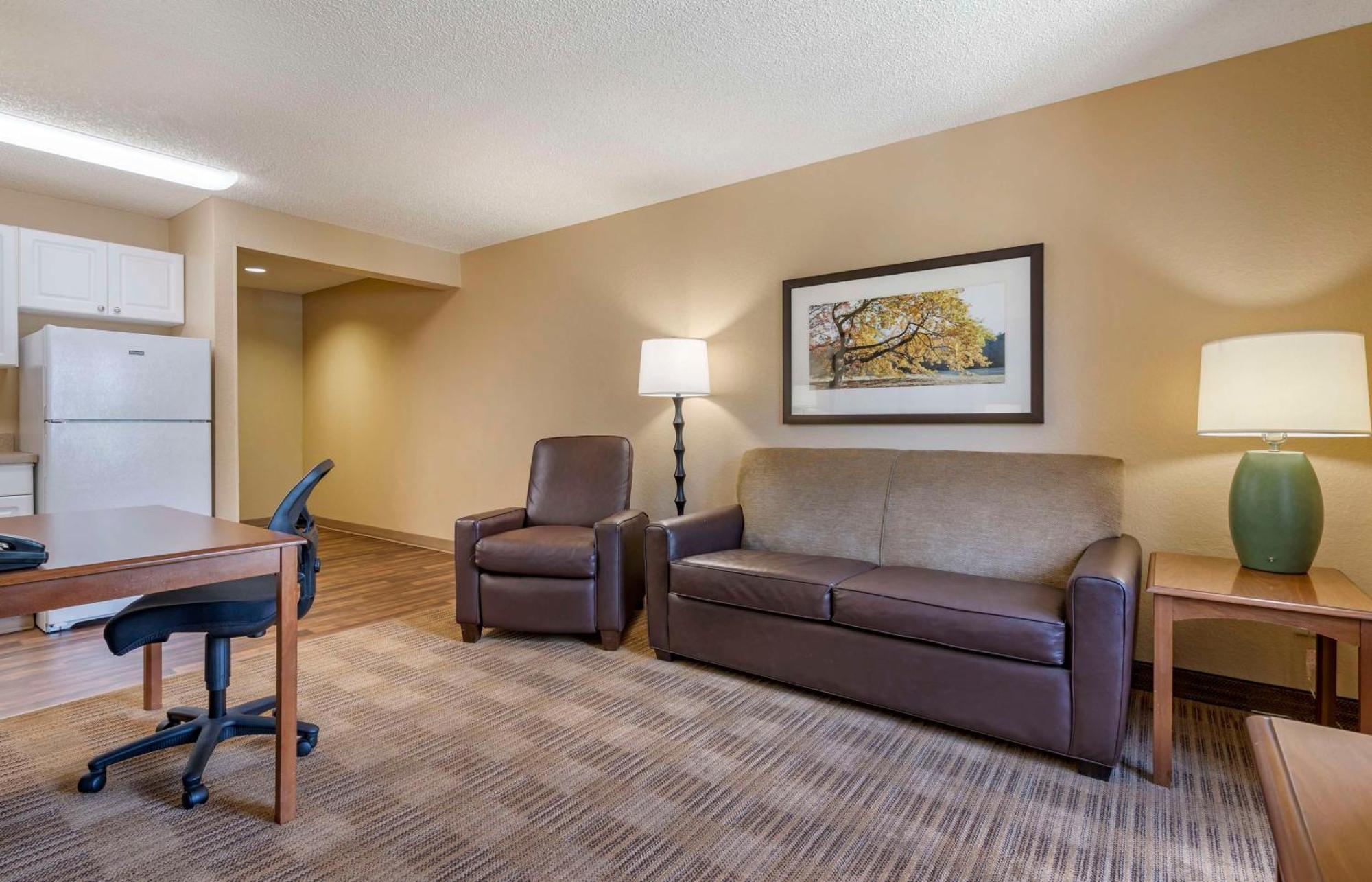 Extended Stay America Suites - Orlando - Maitland - 1776 Pembrook Dr Exterior photo